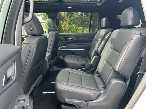 New 2026 Chevrolet Traverse Z71 w/ Enhanced Driving Package image 32