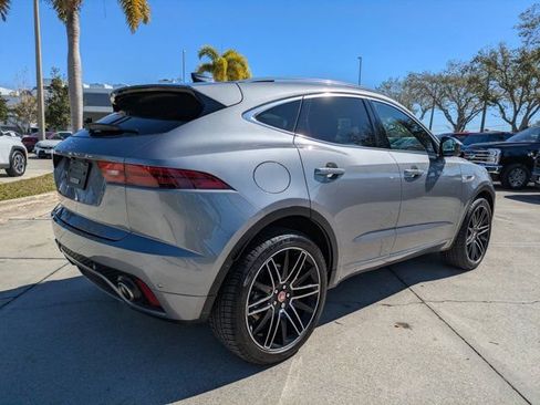 Used 2024 Jaguar E-PACE R-Dynamic SE image 8