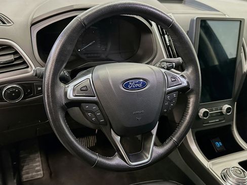 Used 2024 Ford Edge SEL AWD/4WD image 18