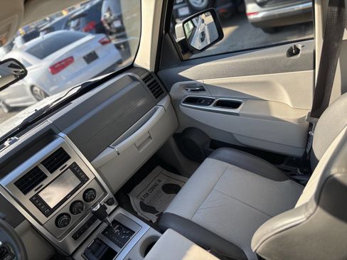 Used 2008 Jeep Liberty Limited w/ Premium Group II image 20