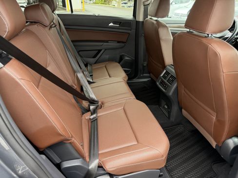 Used 2021 Volkswagen Atlas SE AWD/4WD image 32