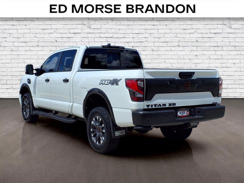 Used 2023 Nissan Titan PRO-4X AWD/4WD image 3