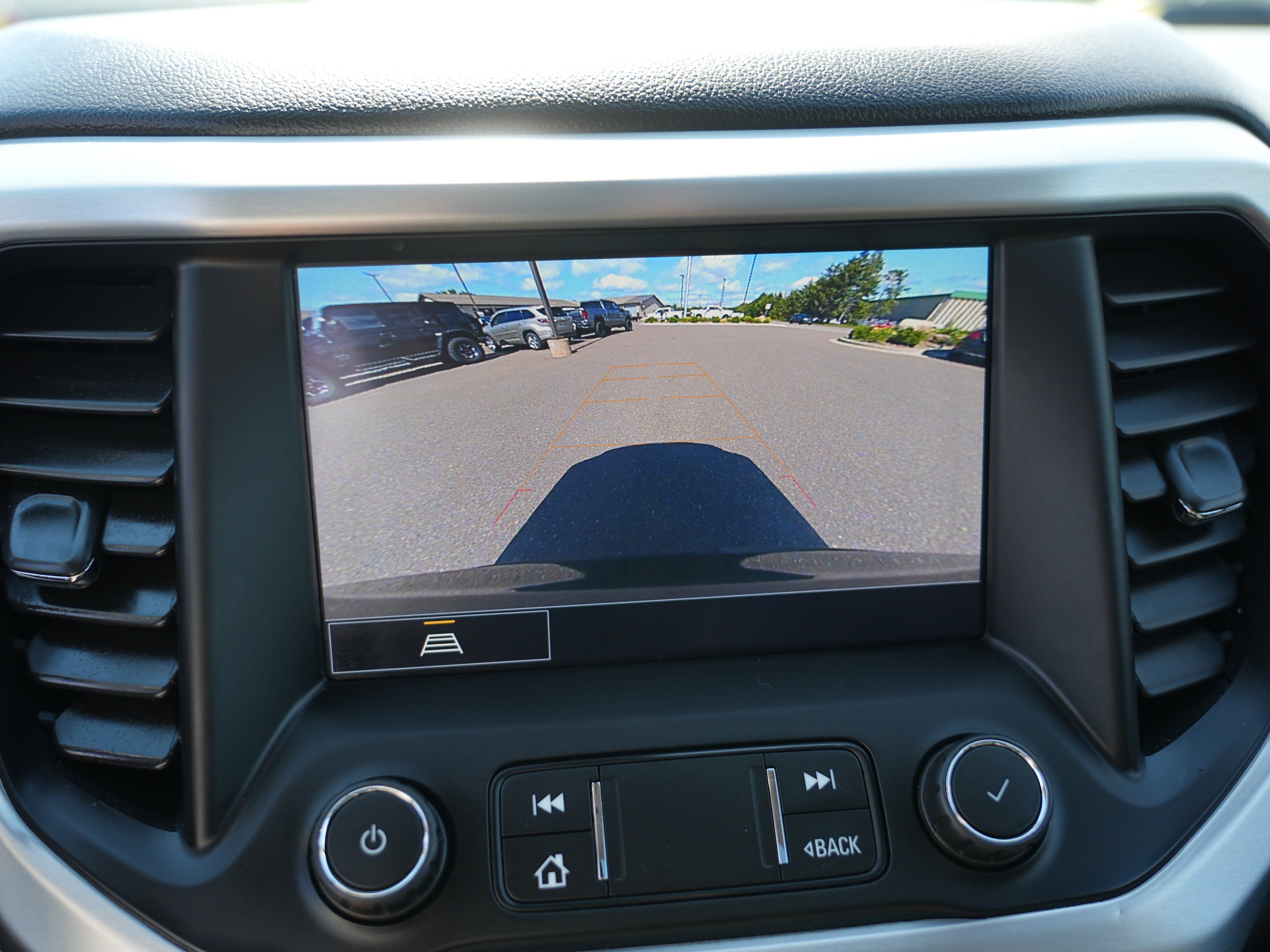 Used 2021 GMC Acadia SLT w/ Preferred Package AWD/4WD image 32