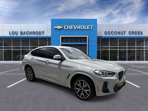 Used 2023 BMW X4 xDrive30i w/ M Sport Package AWD/4WD image 2