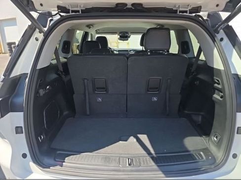 Used 2022 Jeep Grand Cherokee L Limited image 13