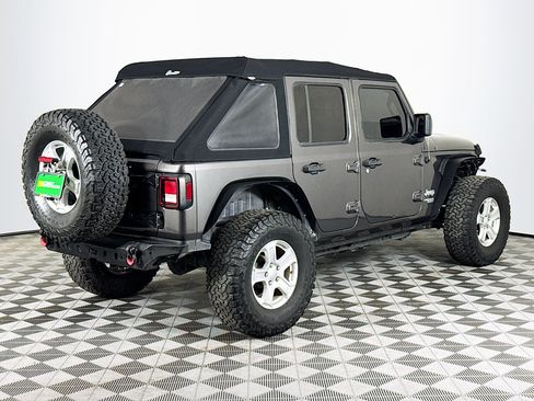 Used 2019 Jeep Wrangler Unlimited Sport S AWD/4WD image 8