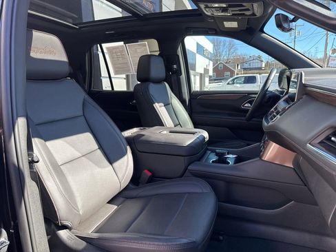 Used 2022 Chevrolet Tahoe High Country AWD/4WD image 31