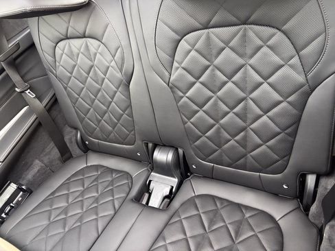 New 2026 BMW X7 xDrive40i AWD/4WD image 36