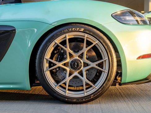 Used 2025 Porsche 718 Boxster Spyder RS RWD image 33