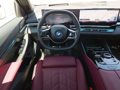 Used 2026 BMW i5 eDrive40 RWD image 20