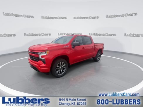 Used 2023 Chevrolet Silverado 1500 RST w/ Z71 Off-Road Package AWD/4WD image 4