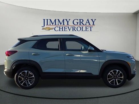 New 2026 Chevrolet TrailBlazer LT image 2