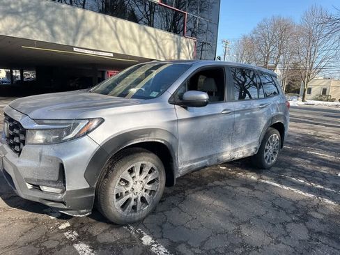 Used 2022 Honda Passport EX-L image 3