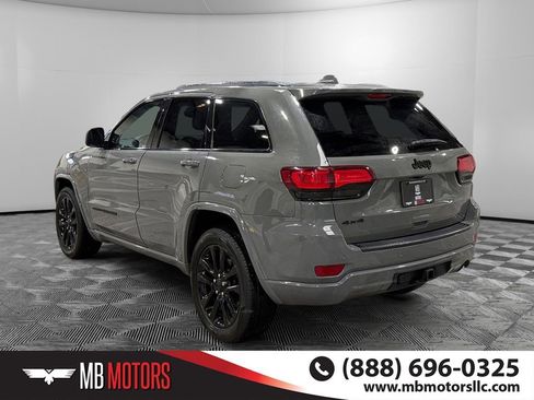 Used 2021 Jeep Grand Cherokee Altitude image 8