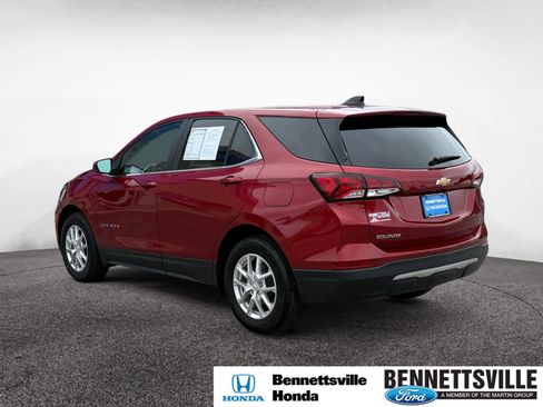Used 2022 Chevrolet Equinox LT w/ LPO, Floor Liner Package image 3