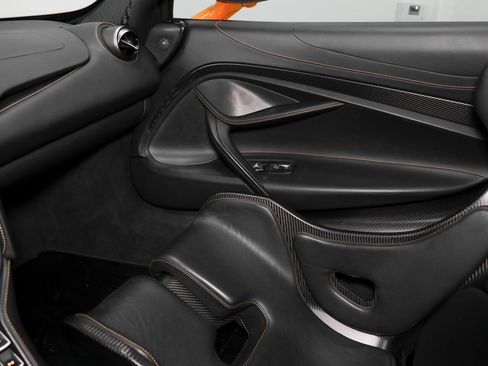 Used 2021 McLaren 765LT RWD image 52