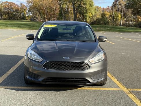 Used 2015 Ford Focus SE image 5