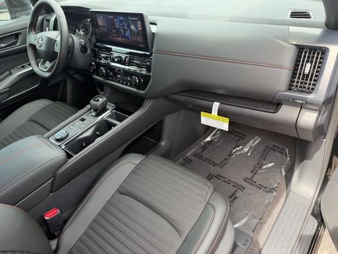 New 2026 Nissan Pathfinder Rock Creek AWD/4WD image 15