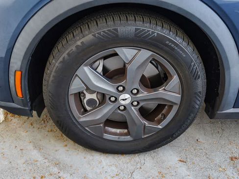 Used 2021 Ford Mustang Mach-E Select RWD image 10