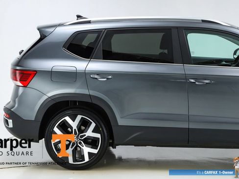 Used 2023 Volkswagen Taos SEL image 11