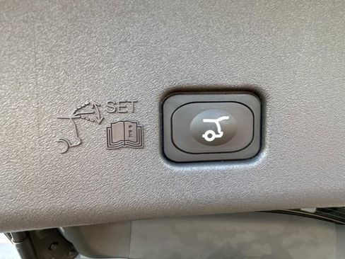 New 2026 Lincoln Nautilus Reserve w/ Jet Appearance Package image 13