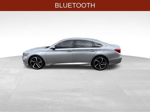Used 2020 Honda Accord Sport image 4