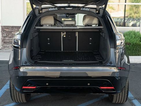 New 2026 Land Rover Range Rover Velar Dynamic SE image 22