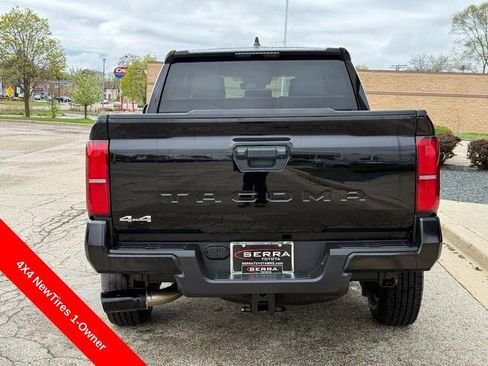 Used 2025 Toyota Tacoma SR AWD/4WD image 4