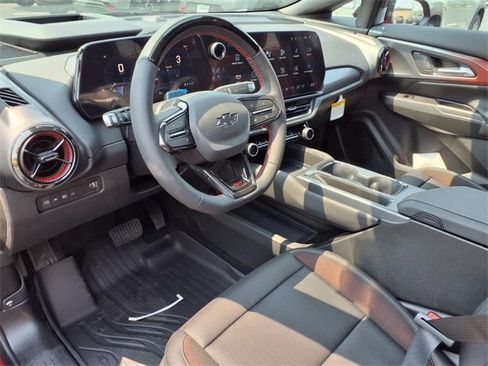 New 2025 Chevrolet Equinox EV RS image 14