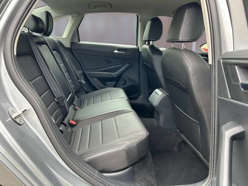 Used 2024 Volkswagen Jetta SE FWD image 14