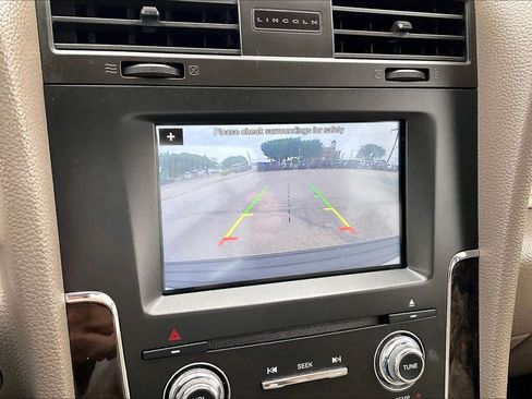 Used 2017 Lincoln Navigator Select AWD/4WD image 27