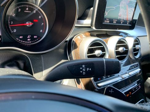 Used 2017 Mercedes-Benz GLC 300 4MATIC image 26