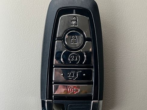 New 2026 Lincoln Corsair Grand Touring image 17