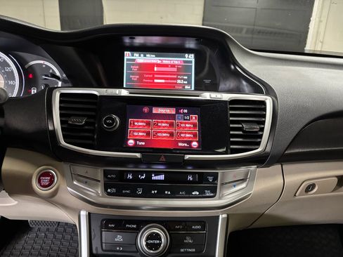 Used 2013 Honda Accord EX-L image 19