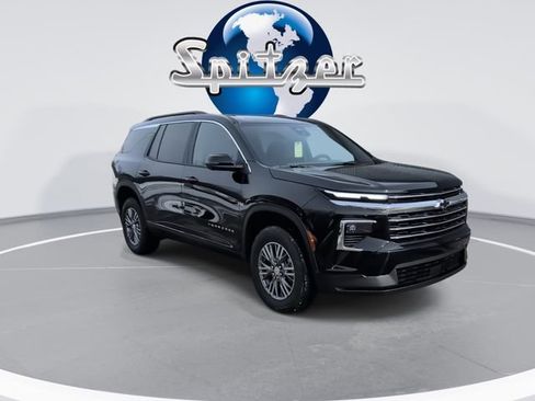 New 2026 Chevrolet Traverse LT w/ Driver Confidence Package FWD image 2