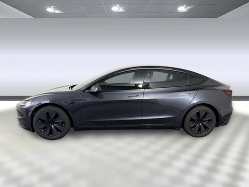 Used 2024 Tesla Model 3 image 2