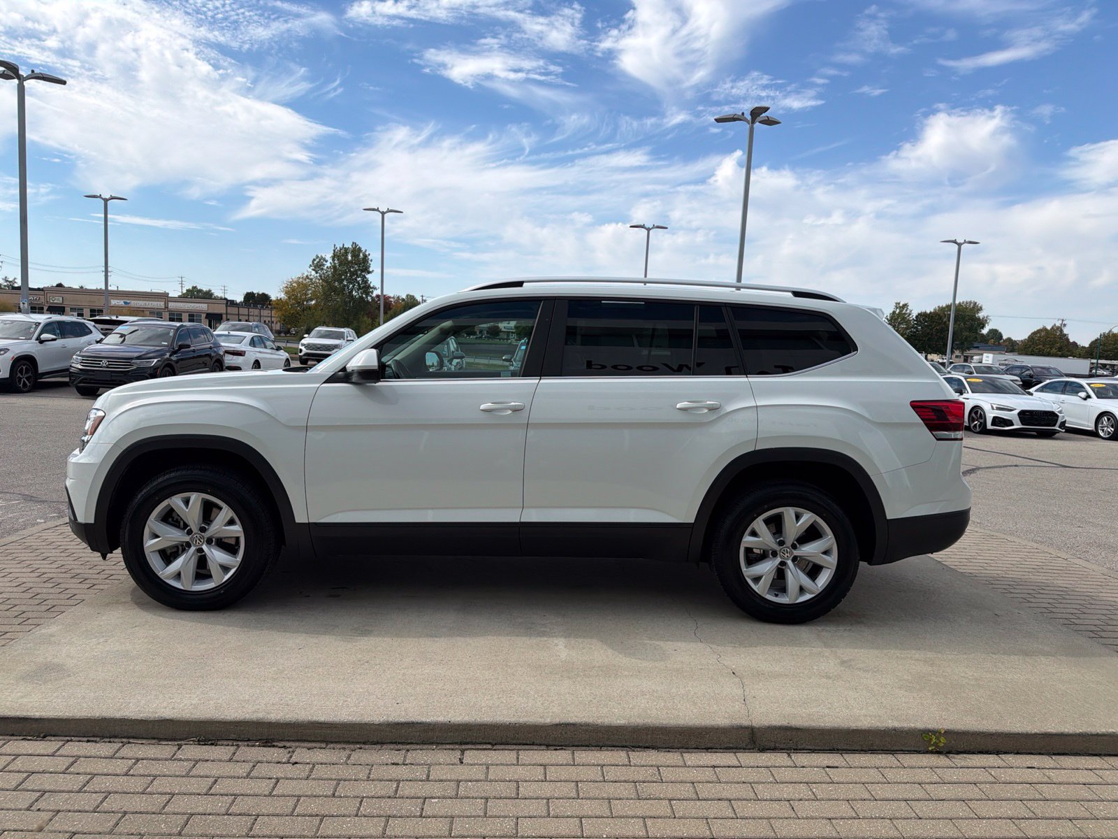 Used 2018 Volkswagen Atlas SE FWD image 8