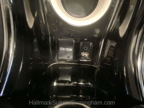 Used 2016 Toyota Prius Four image 18