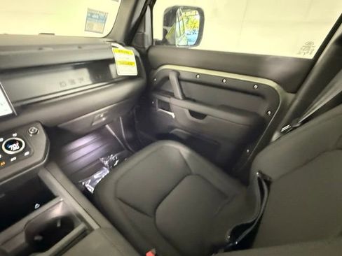 Certified 2025 Land Rover Defender 110 S image 21