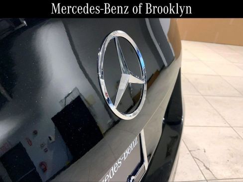 Certified 2025 Mercedes-Benz C 300 4MATIC Sedan image 31