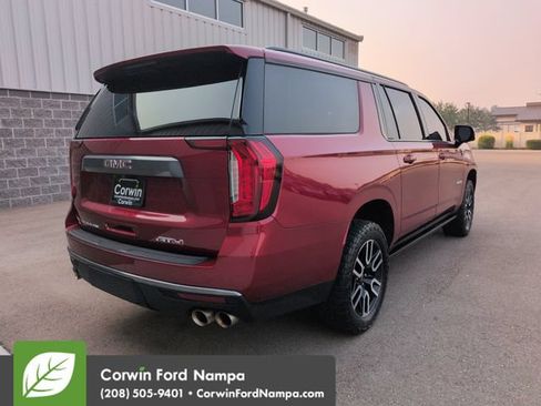 Used 2023 GMC Yukon XL AT4 w/ AT4 Premium Plus Package AWD/4WD image 3