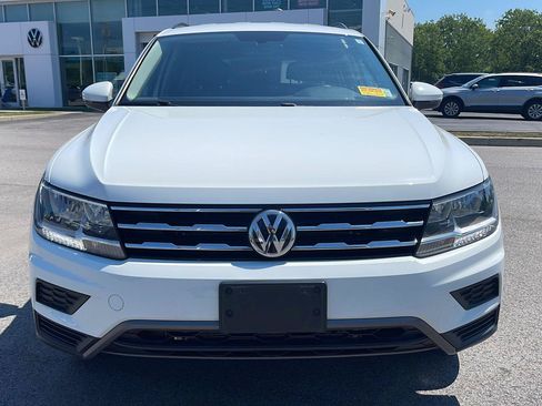 Used 2021 Volkswagen Tiguan SE AWD/4WD image 2
