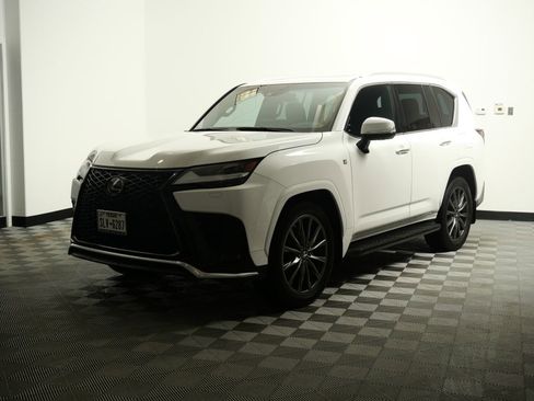 Certified 2022 Lexus LX 600 F Sport image 3