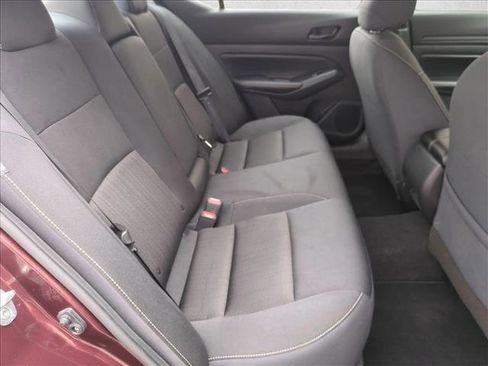 Used 2024 Nissan Altima 2.5 SV image 19