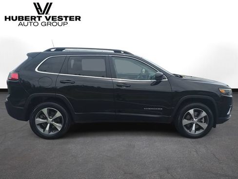 Used 2022 Jeep Cherokee Limited AWD/4WD image 5