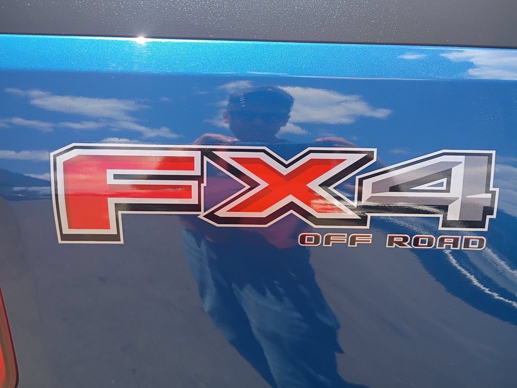 Used 2024 Ford Maverick Lariat w/ FX4 Off-Road Package AWD/4WD image 12
