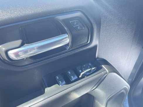 Certified 2024 Chevrolet Silverado 1500 Custom w/ Turbomax Blackout Package AWD/4WD image 22