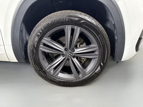 Used 2021 Volkswagen Atlas SE FWD image 42