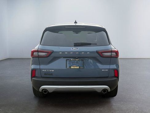 Used 2025 Ford Escape Active AWD/4WD image 4