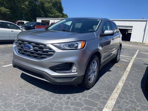 Used 2021 Ford Edge SEL FWD image 3
